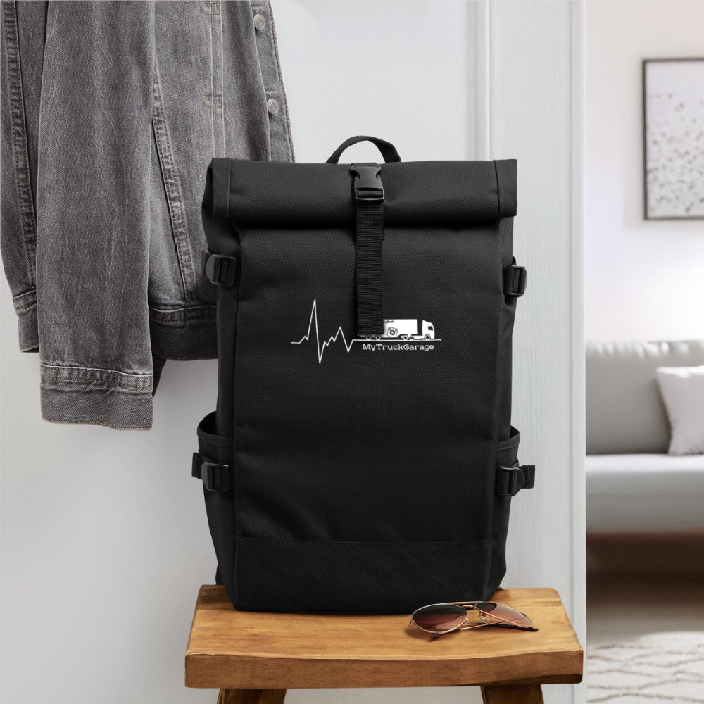 MyTruckGarage Rolltop Rucksack – Daypack für Trucker & Outdoor - Schwarz