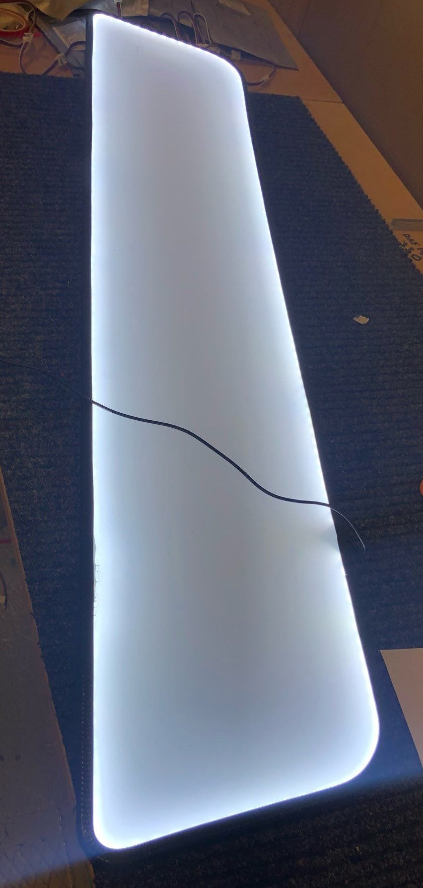 Flat roof sign for all trucks