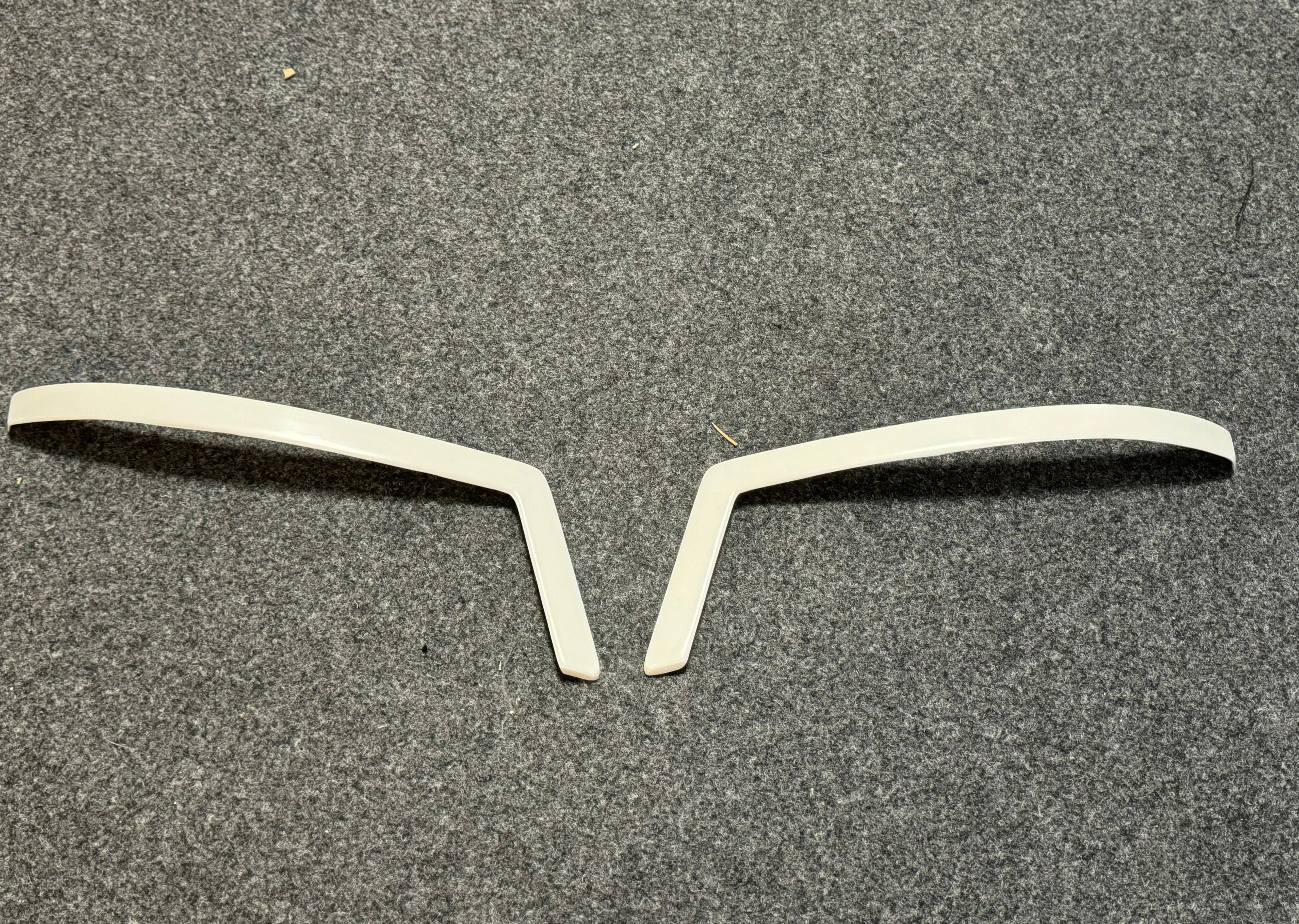 MAN TGX (NG) headlight cover Evil Look suitable