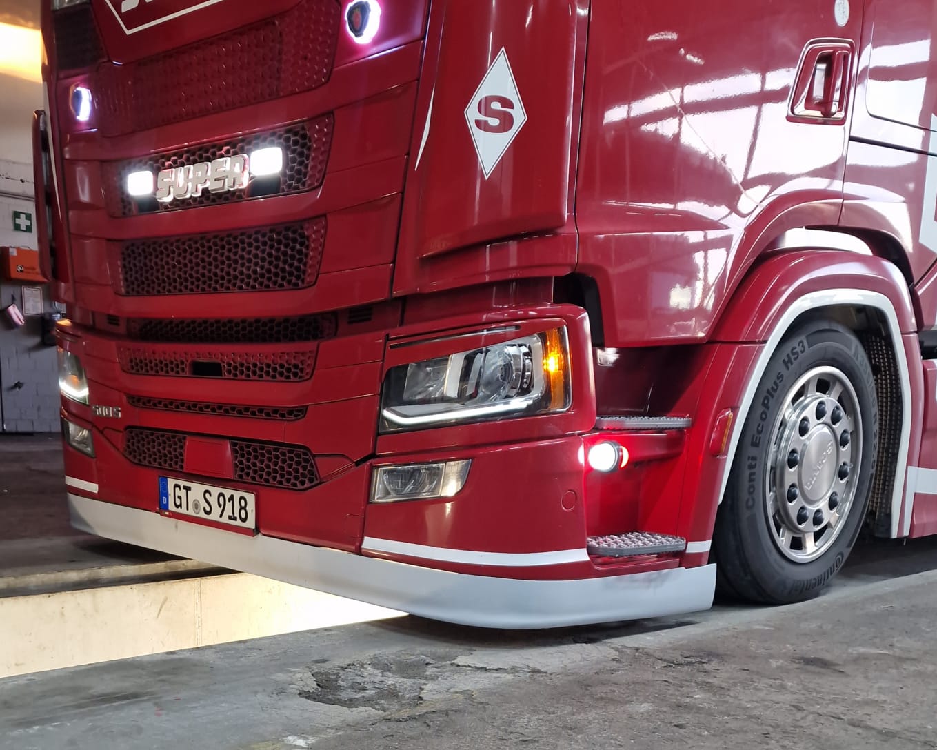 Scania Frontspoiler "Lippe" für NG Typ 4 (Kipper/Niedrig Stoßstange)
