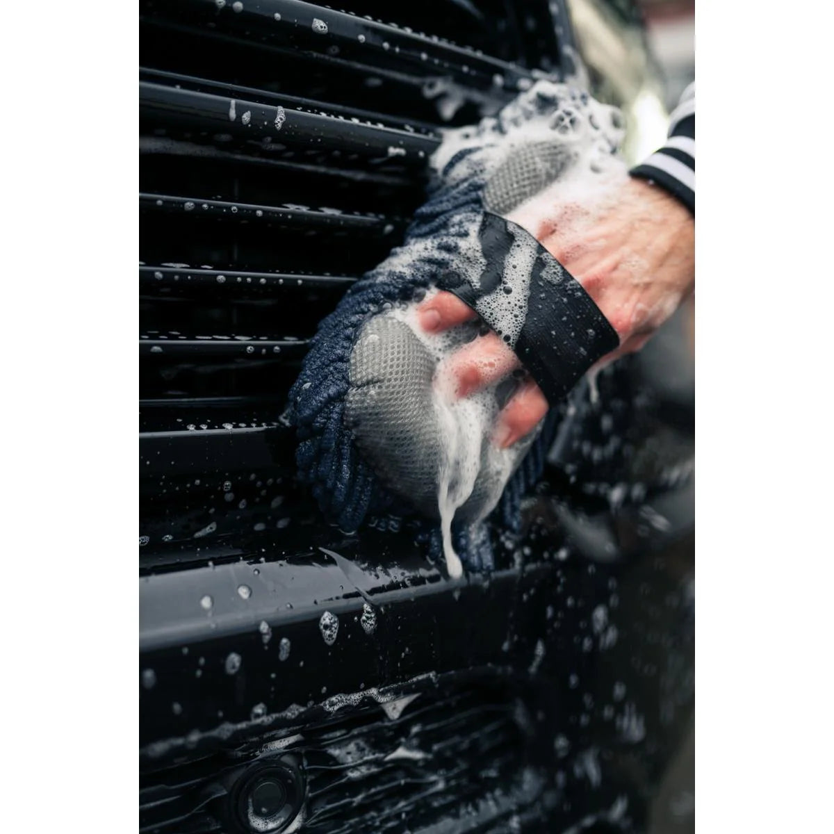 Nuke Guys - 2 Way Wonder - Chenille - Insect Net Strap On Washing Sponge Black