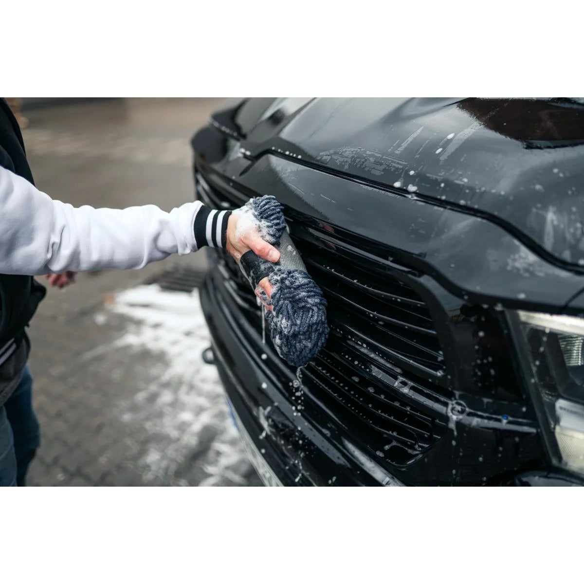 Nuke Guys - 2 Way Wonder - Chenille - Insect Net Strap On Washing Sponge Black