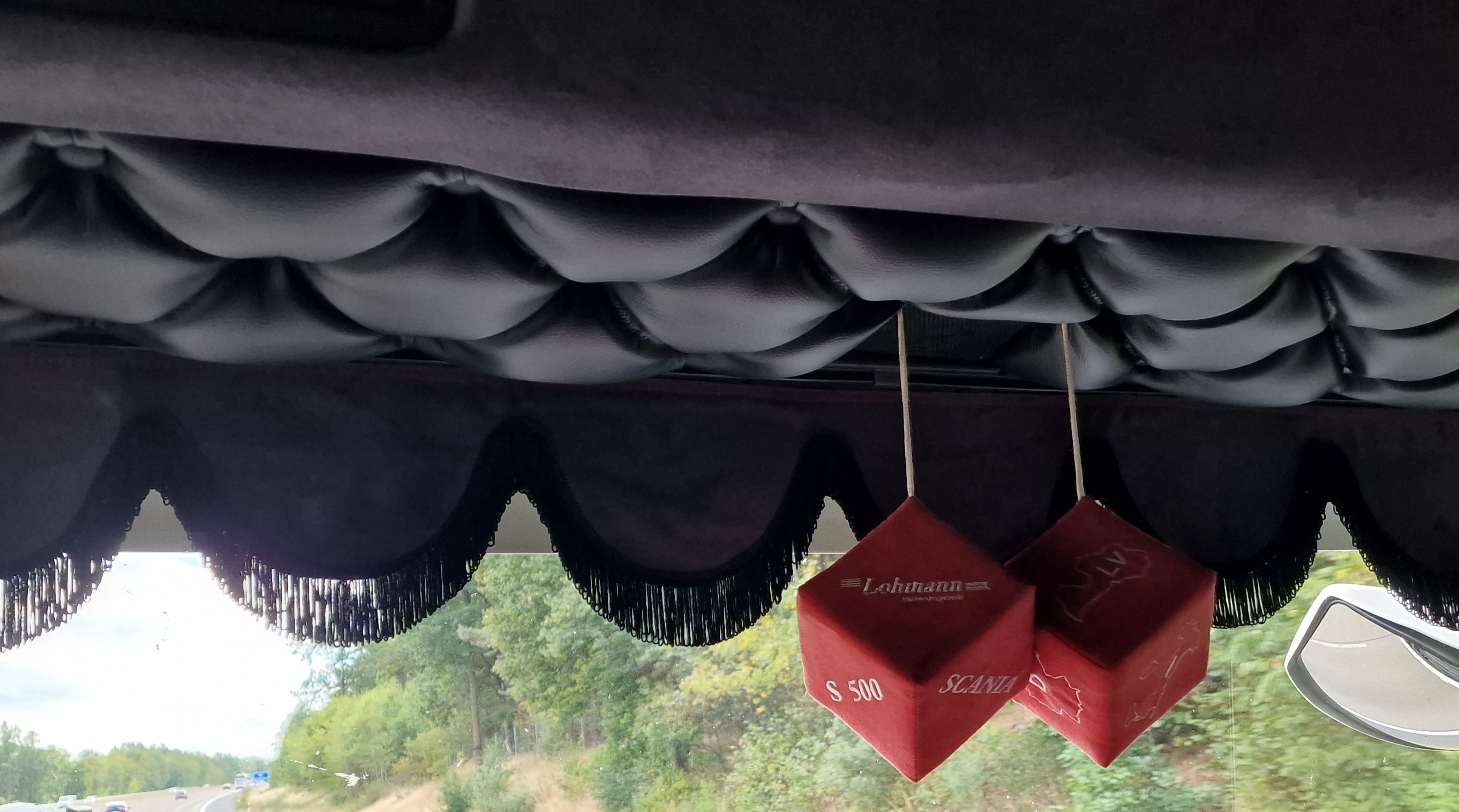 Gardinen (Handarbeit)