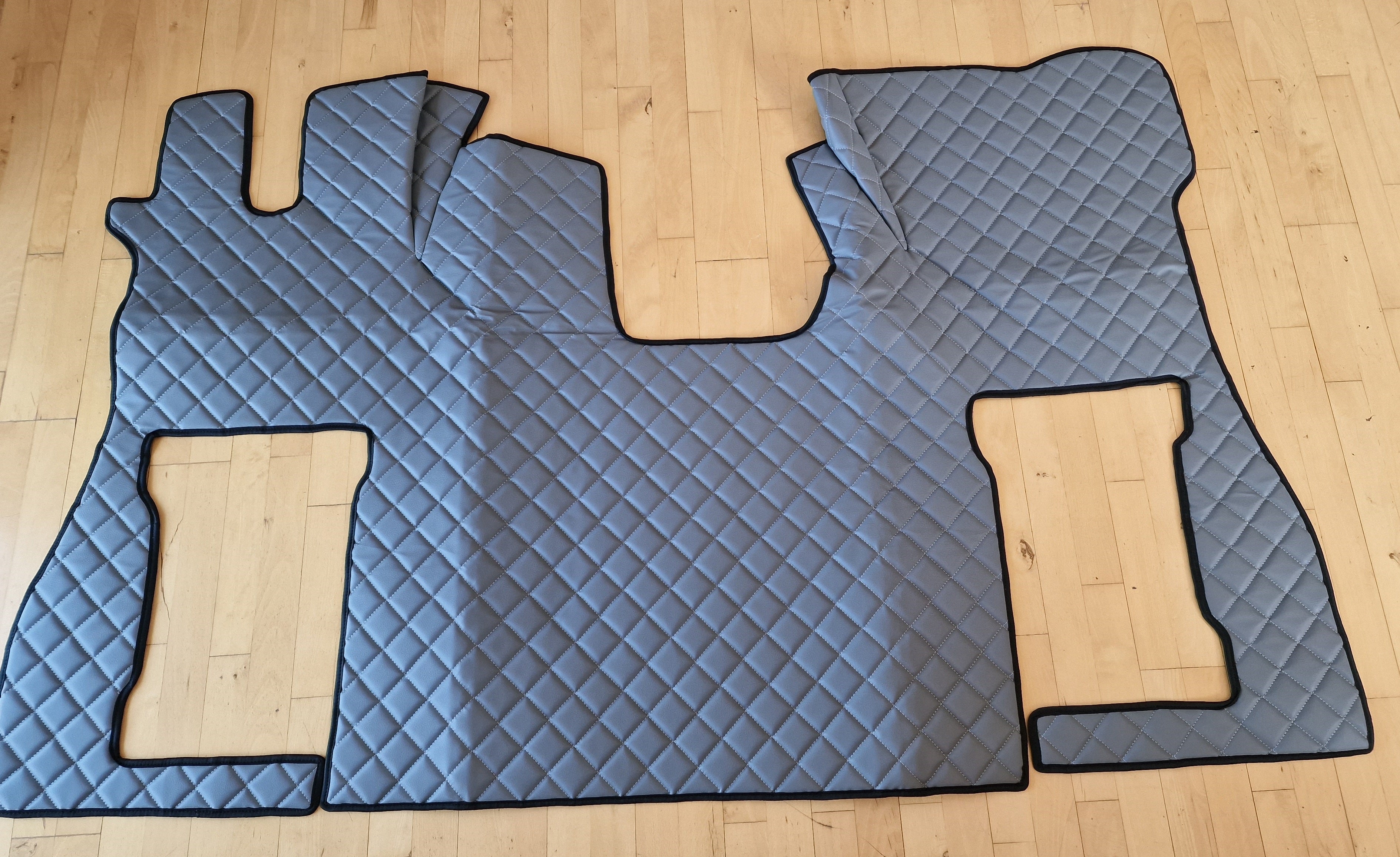 Scania S floor mats - air suspension