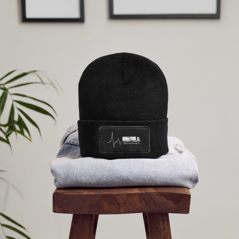 Wintermütze für Trucker & Outdoor - MyTruckGarage Beanie - Schwarz