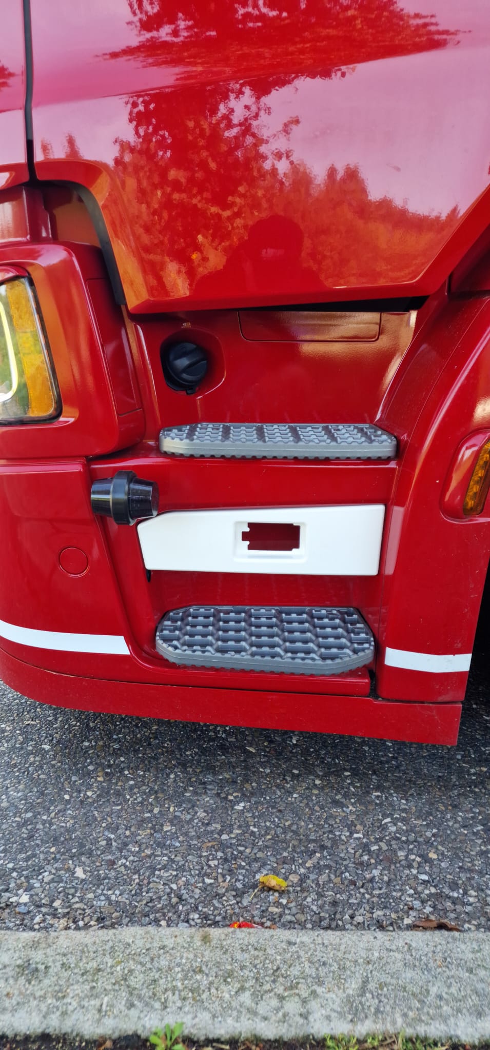 Positionslampenhalter GFK für Scania NextGen – 2er Set Step Halter links & rechts