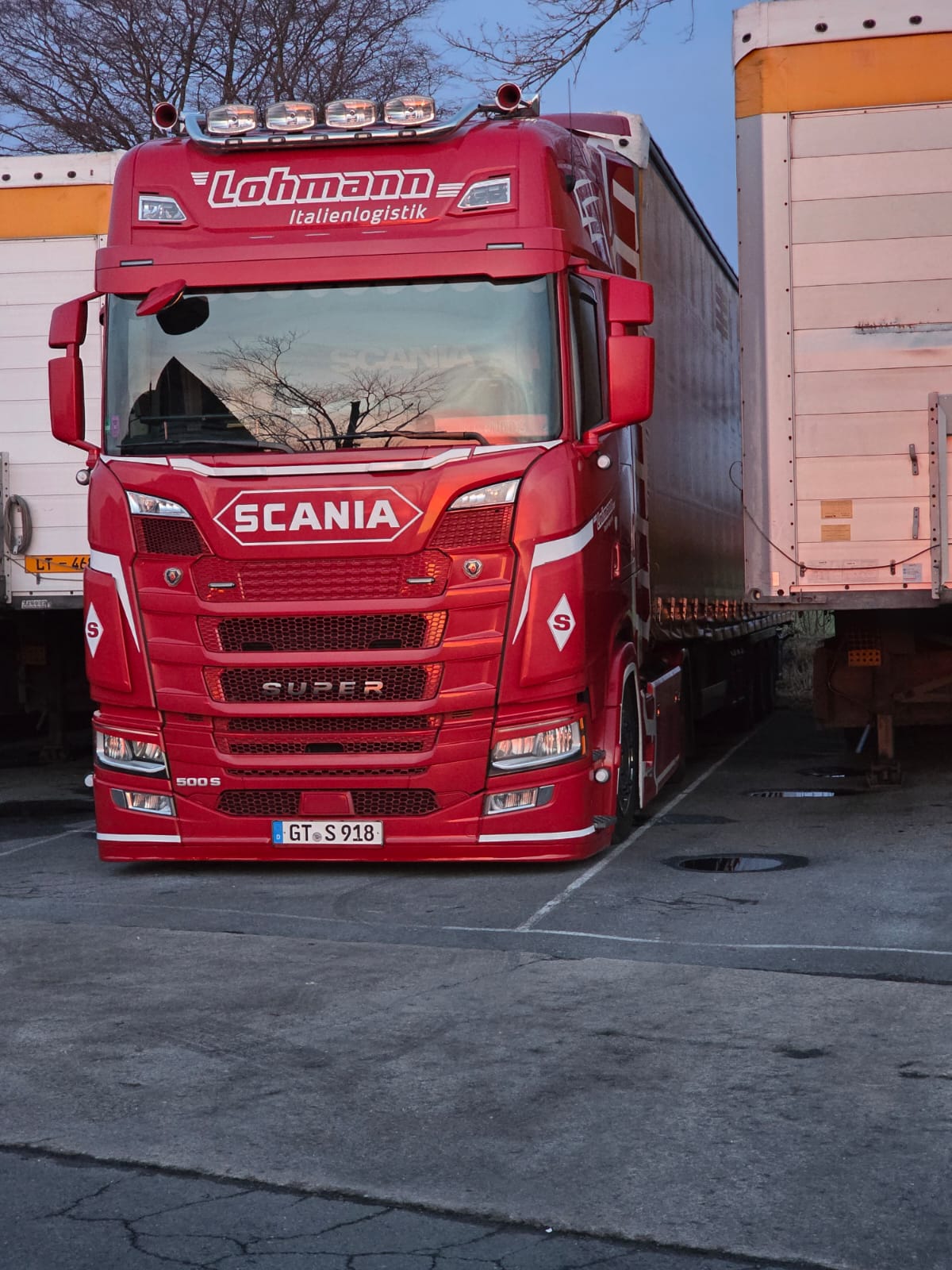 Scania Frontspoiler "Lippe" für NG Typ 5 (Mega)